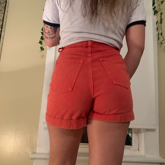 Vintage High Waisted Shorts - Picture 3 of 4